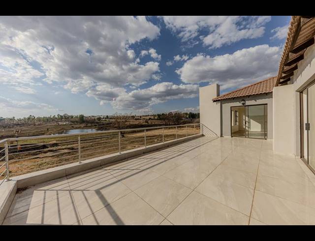 4 BEDROOM HOUSE FOR SALE IN LANSERIA